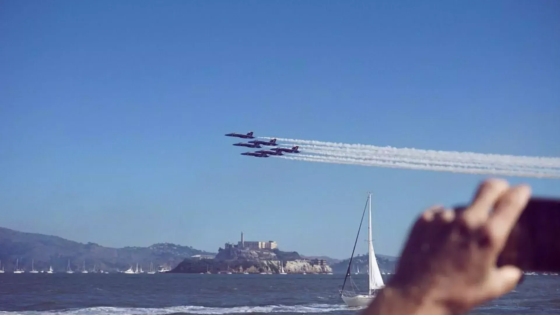 Verfolgen Sie die Fleet Week von PIER 39 aus